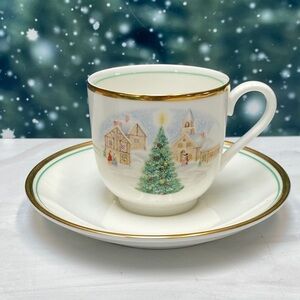 Mikasa Merry Christmas Bone China Cup & Saucer Japan Christmas Village IOB